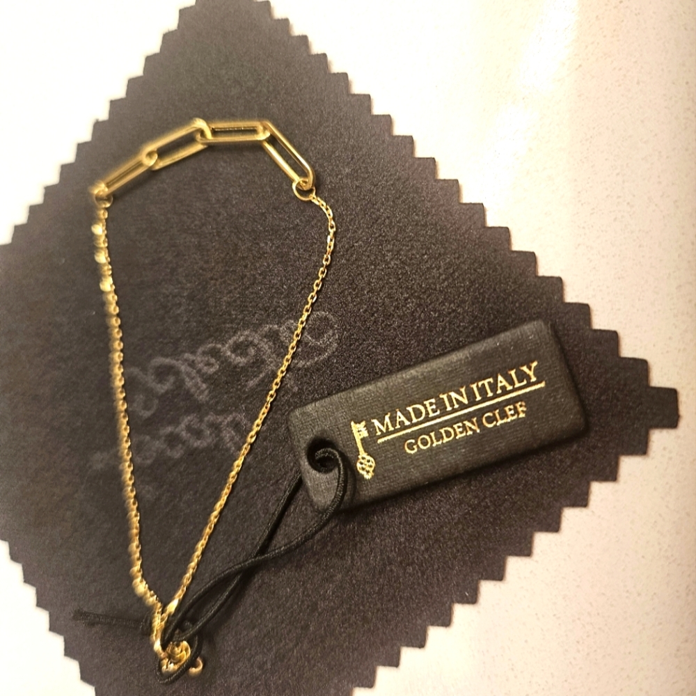 14 Karat Yellow Gold Bracelet NWT